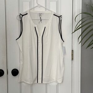 NWT Calvin Klein Sleeveless Contrast V-neck